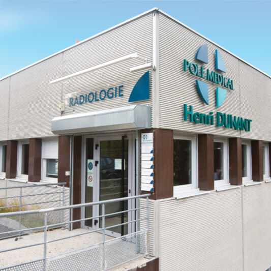 le Dr Samuel ROSENBLATT et toute son équipe de manipulatrices et secrétaires médicales rejoignent notre groupe.